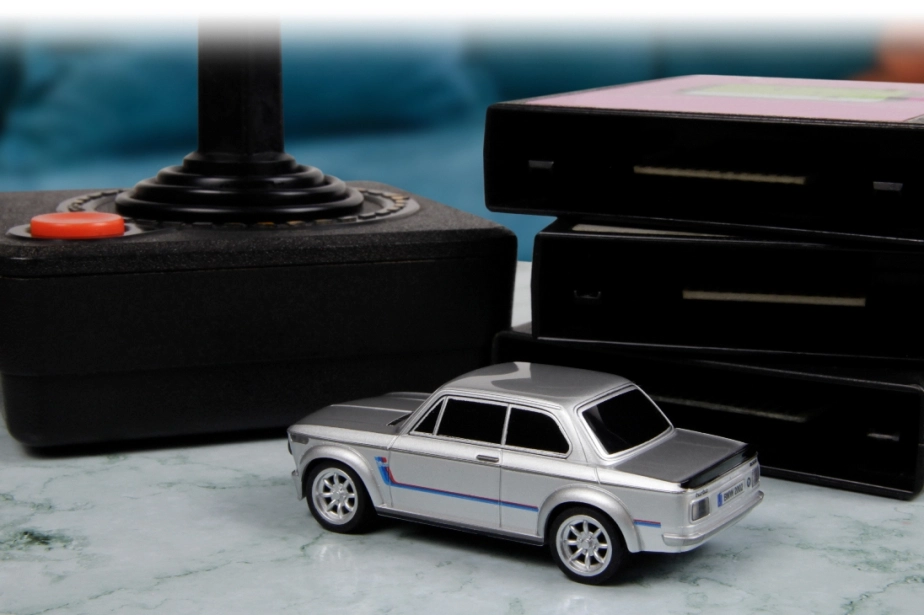 nano-TTR BMW 2002 Turbo – strieborná