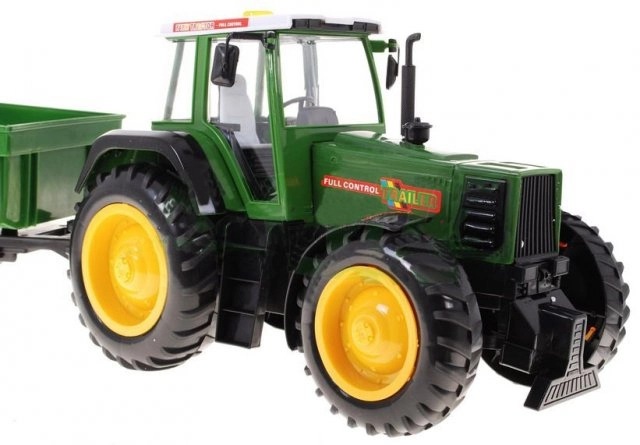 Traktor s vlečkou - ovládaný cez kábel