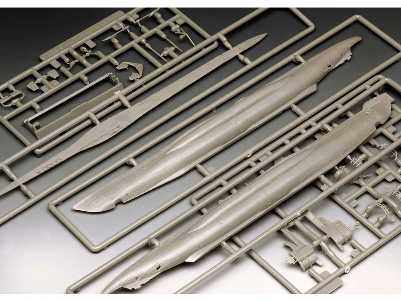 Revell nemecká ponorka typ VII C/41 (1:350)