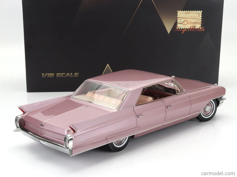 Stamp-models Cadillac Sedan De Ville 1962 1:18 Vřesově Růžová Met