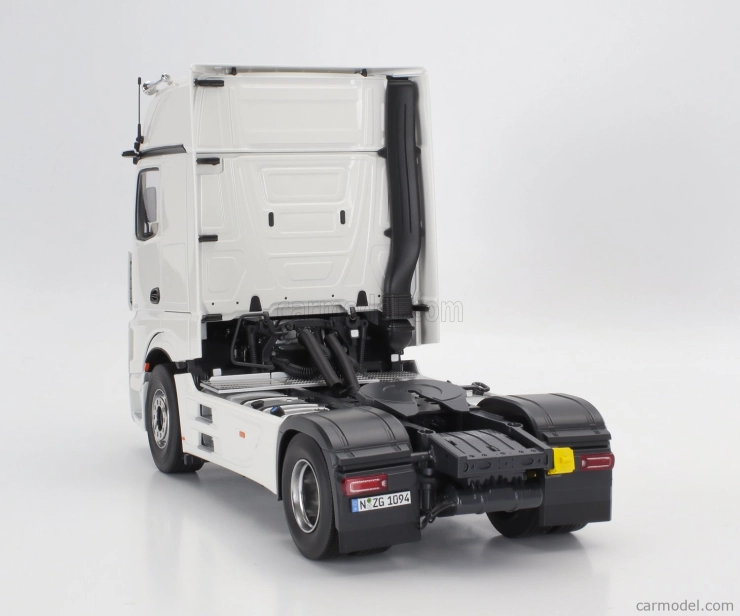 Nzg Mercedes benz Actros L 1863 Gigaspace 4x2 Tractor Truck 2-assi 2023 1:18 Bílá