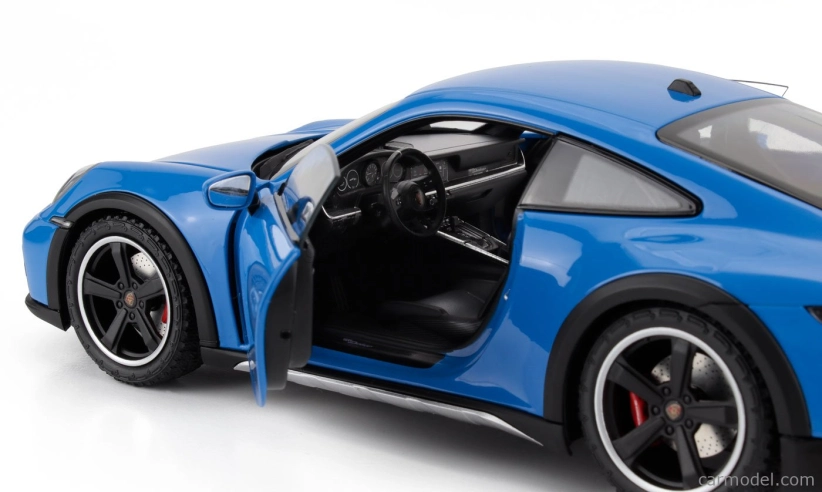 Minichamps Porsche 911 992 Dakar Coupe 2022 1:18 Blue