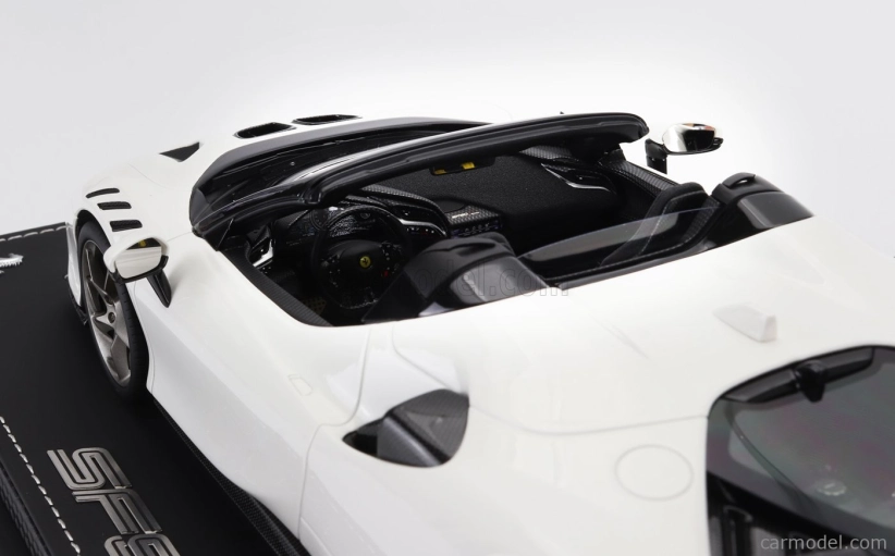 Bbr-models Ferrari Sf90 Xx Stradale Spider 2024 - Con Vetrina - With Showcase 1:18 Bianco Cervino - Bílá Černá
