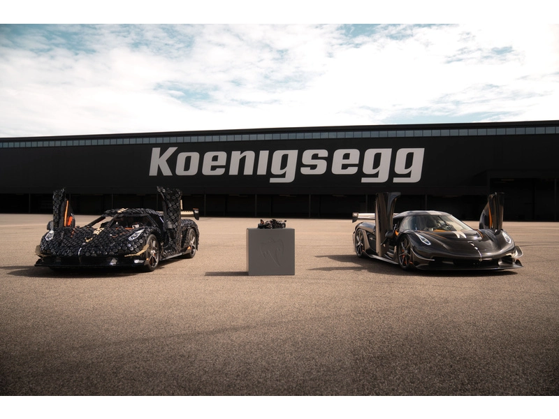 LEGO Technic – Megacar Koenigsegg Sadair's Spear