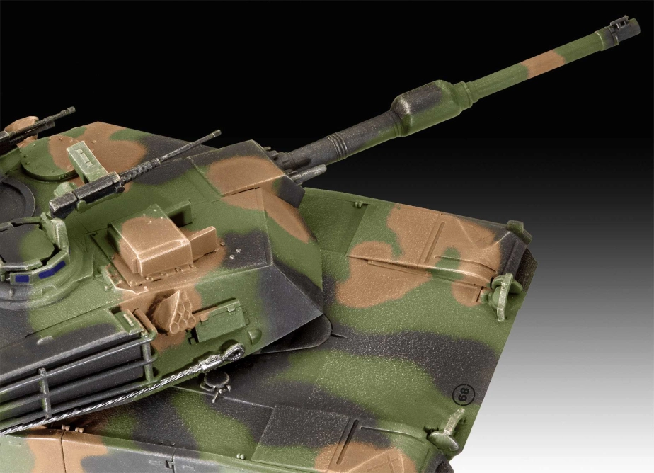 Revell M1A2 Abrams (1:72)