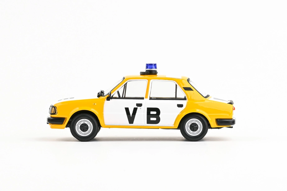 Abrex Škoda 120L (1984) 1:43 - VB