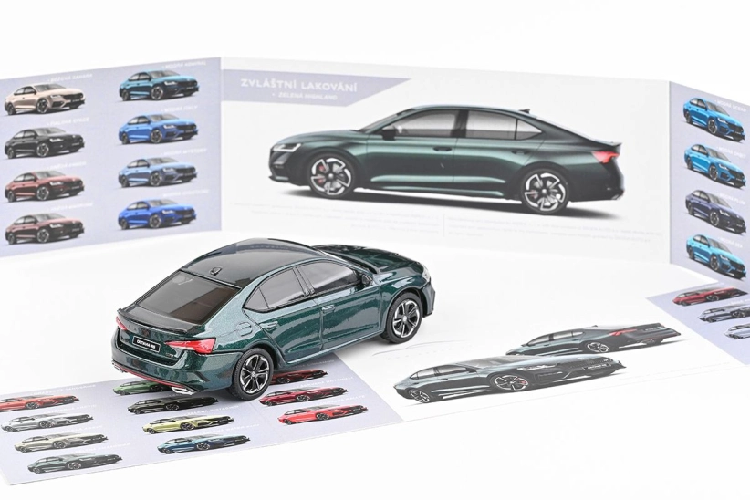 Abrex Škoda Octavia IV RS (2020) 1:43 - zelená Highland metalíza
