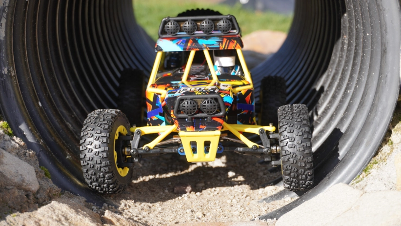 RC auto Písečná buggy Across Unlimited + náhradní baterie | RCprofi.cz