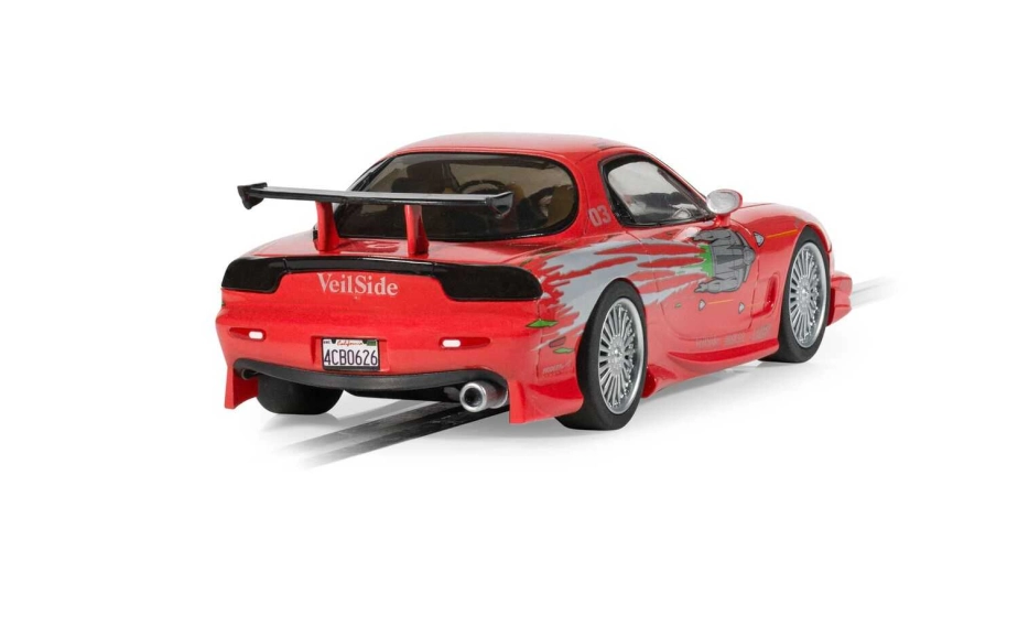 Autíčko Film & TV SCALEXTRIC C4592 - The Fast And The Furious - Mazda RX7 - Dom Turetto (1:32)