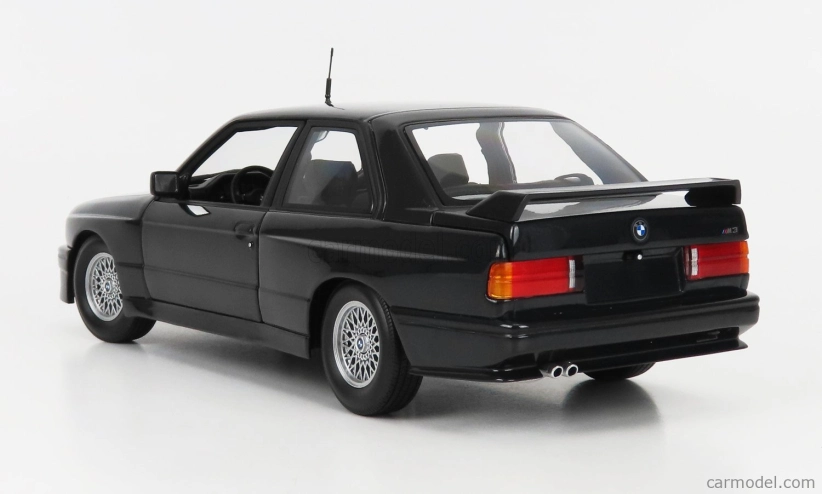 Minichamps BMW 3-series M3 (e30) 1987 1:18 Blue Met
