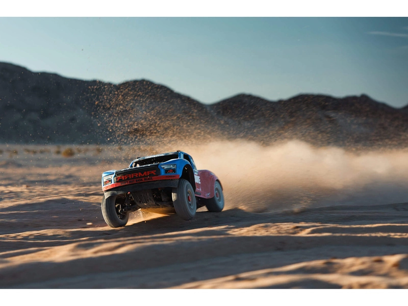 Arrma Mojave 4S BLX 1:8 RTR biela