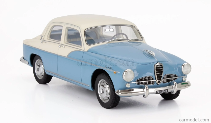 Cult-scale models Alfa romeo 1900 Super Berlina 1958 1:18 Světle Modrá Bílá
