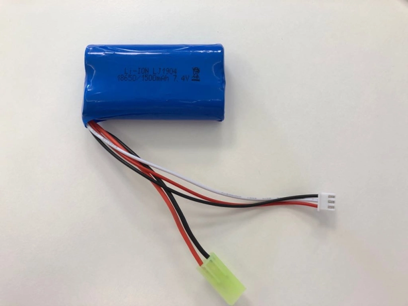Akumulátor 7,4V 1500 mAh Li-Ion mini tamiya
