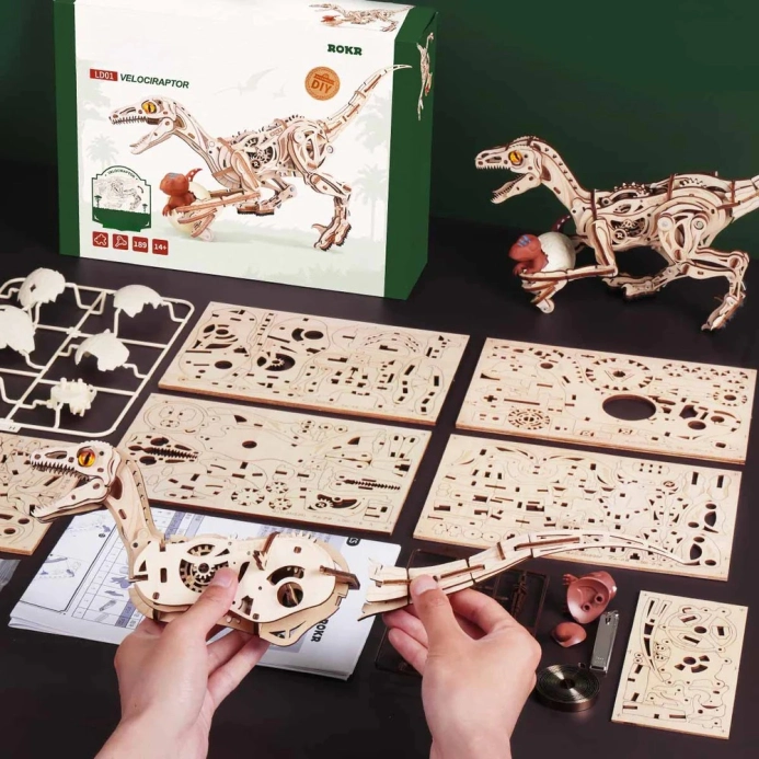 RoboTime 3D dřevěná mechanická skládačka Velociraptor