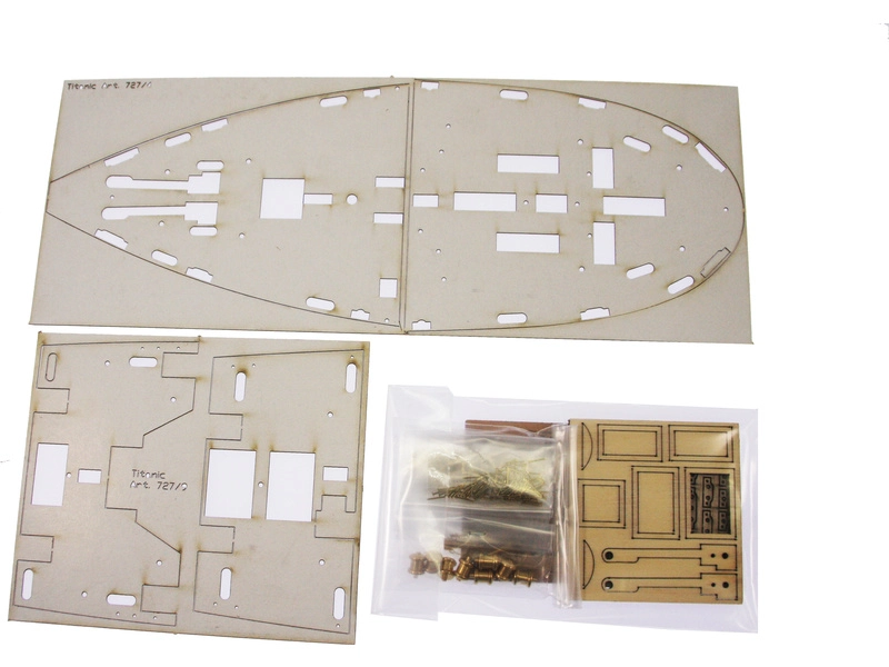 Mantua Model Titanic 1:200 kit