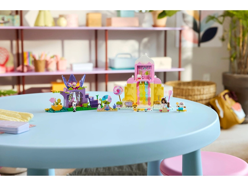 LEGO Gabyho čarovný domček - Cukrová hora a mačacia záhrada