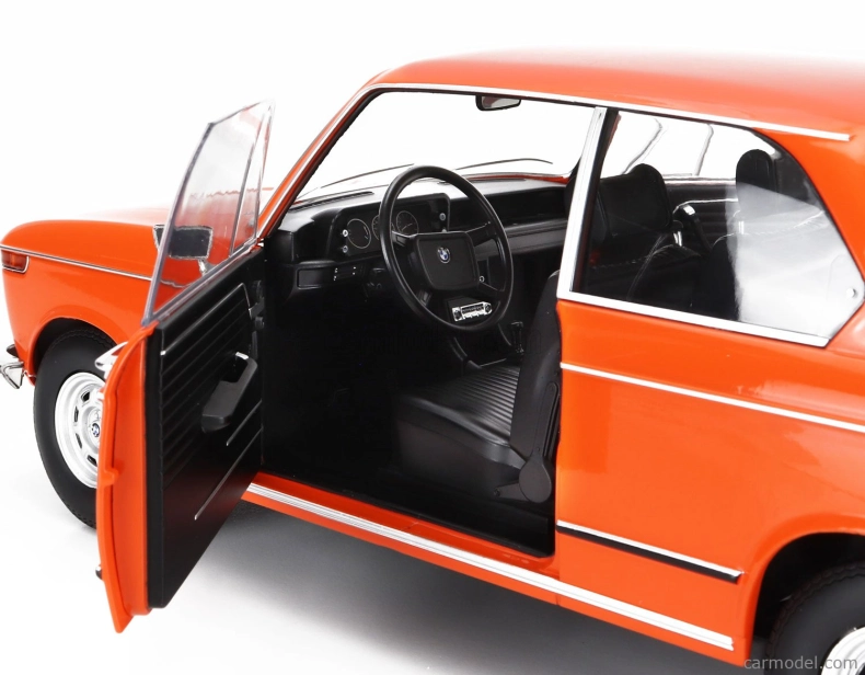 BMW 1602 radu 2 1974 v mierke 1:12 oranžová