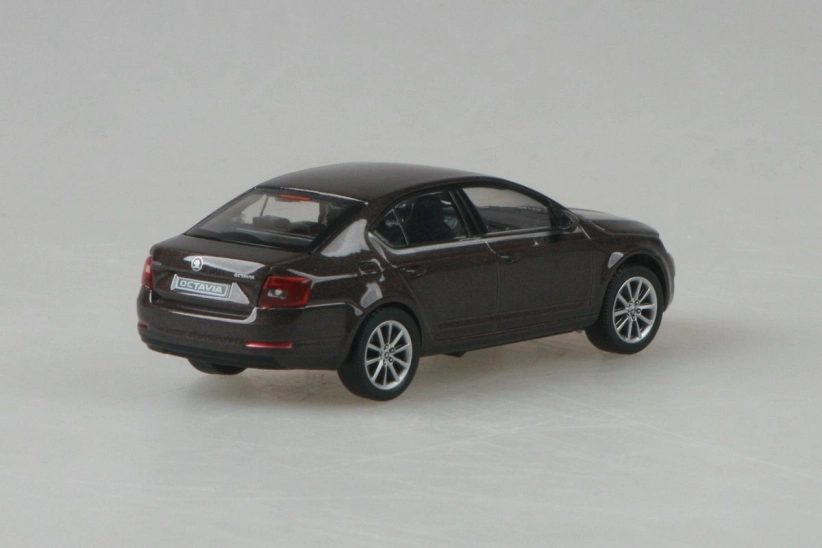 Abrex Škoda Octavia III (2012) 1:43 - Hnedá topásová metalíza