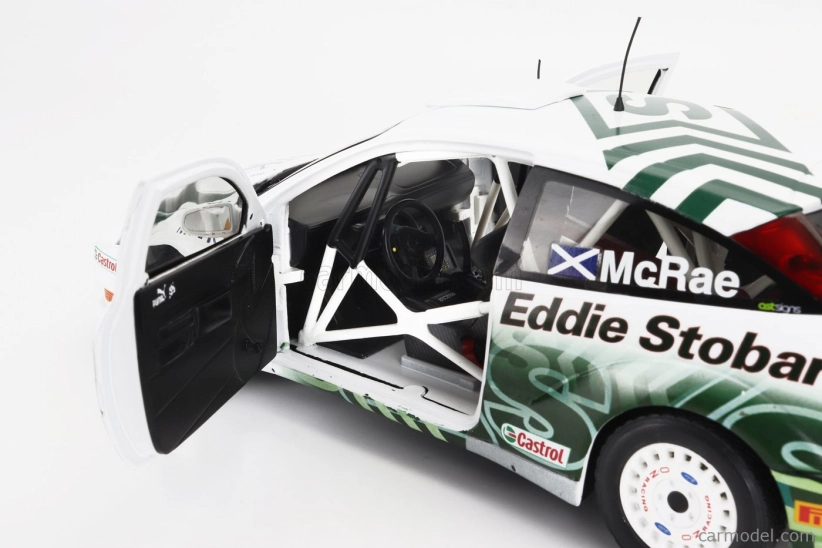 Sun-star Ford england Focus Rs Wrc 03 N 1 Rally Pirelli International 2005 Colin Mcrae 1:18 Bílá