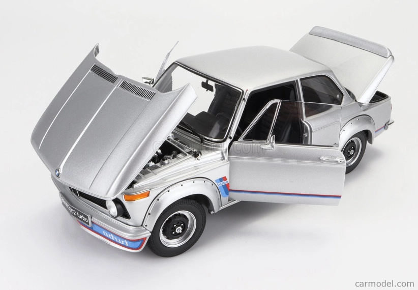 Kyosho BMW 2002 Turbo 1974 1:18 Silver