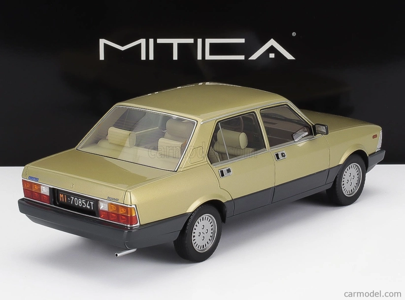 Mitica-r Fiat Argenta 2-serie Vx/sx 120hp 1984 1:18 Beige Met
