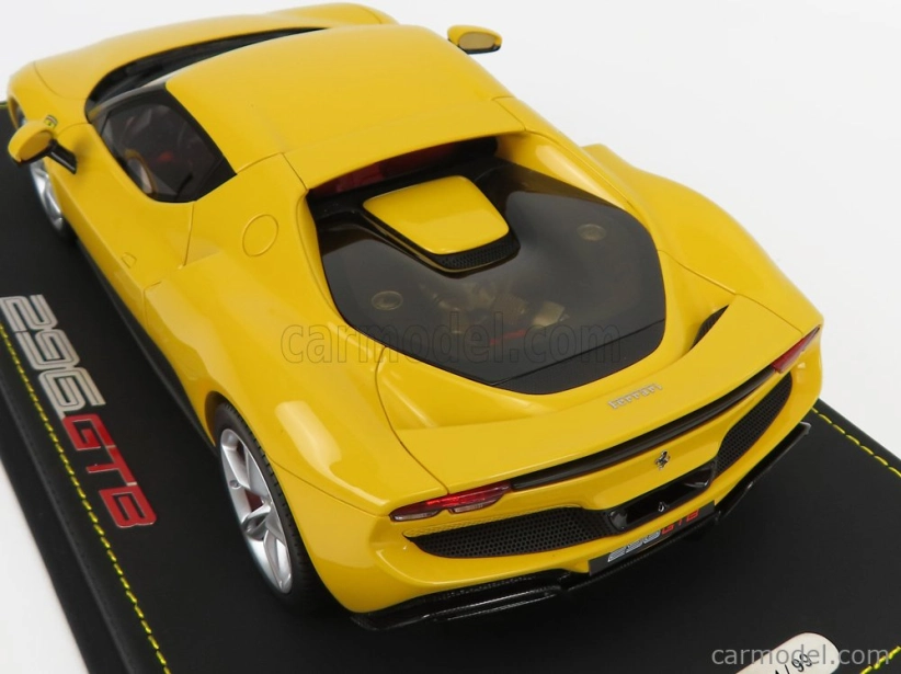Bbr-models Ferrari 296 Gtb Hybrid 830hp V6 2021 - Con Vetrina - S vitrínou 1:18 Giallo Modena - žltá