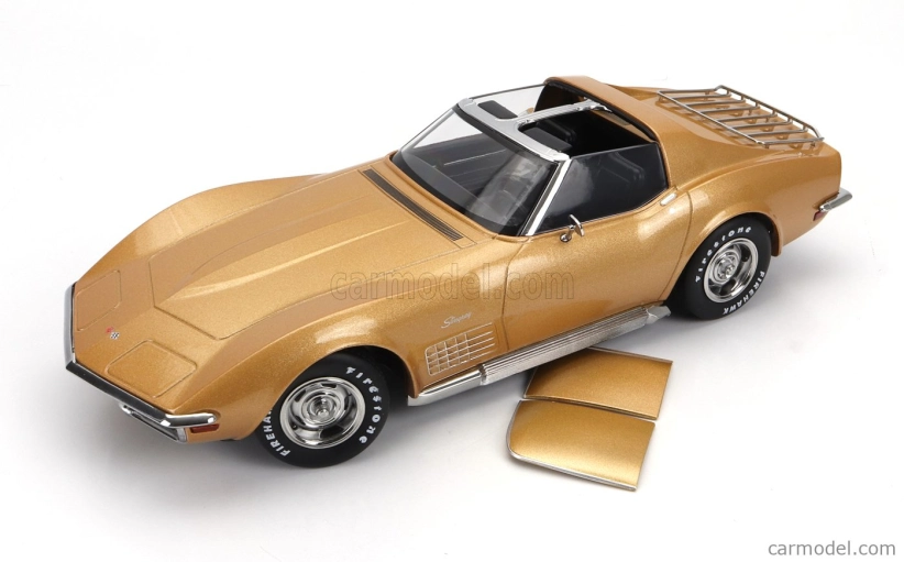 Chevrolet Corvette C3 1972 v mierke Kk - s odnímateľnou strechou 1:18 Gold Met