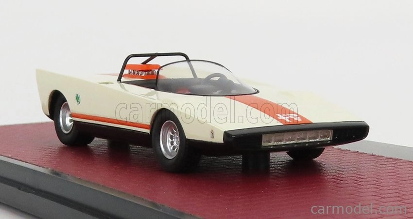 Matrix scale models Alfa romeo 33 Spider Speciale Cuneo 1971 1:43 Bílá