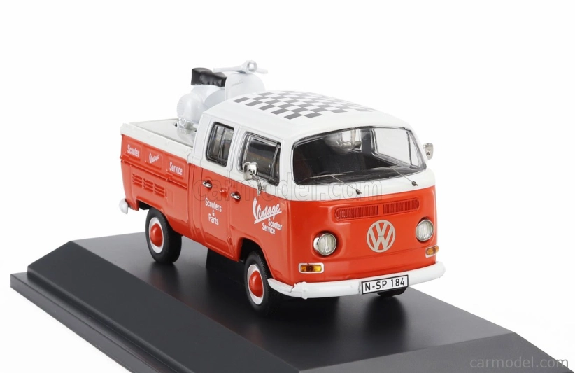 Schuco Volkswagen T2 Double Cabine Pick-up 1962 With Vespa Gs 1:43 Červená Bílá