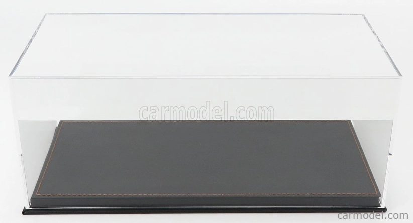 Vetrina display box Vetrina display box Base In Pelle Nera - Leather Base Black - Lungh.lenght Cm 31.7 X Largh.width Cm 15.9 X Alt.height Cm 12.9 (altezza Interna Interior Height Cm 11.3) 1:18 Plastový Displej