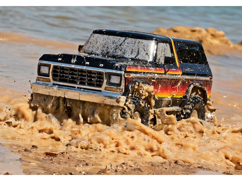 RC auto Traxxas TRX-4 Ford Bronco 1979 1:10 RTR Sunset