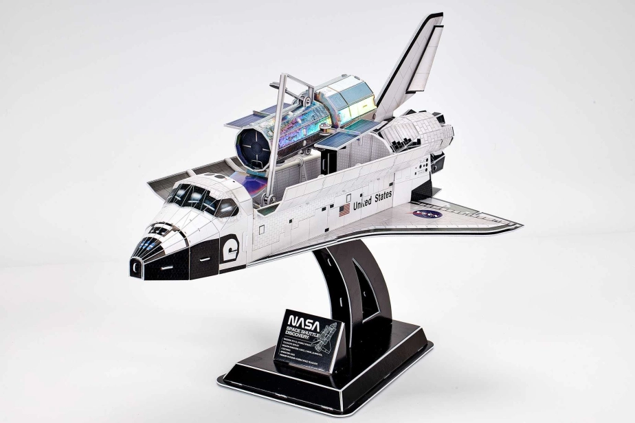 Revell 3D Puzzle – raketoplán Discovery