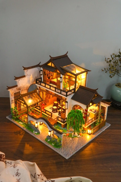 2Kids Toys Miniatúrny domček Poetická vila