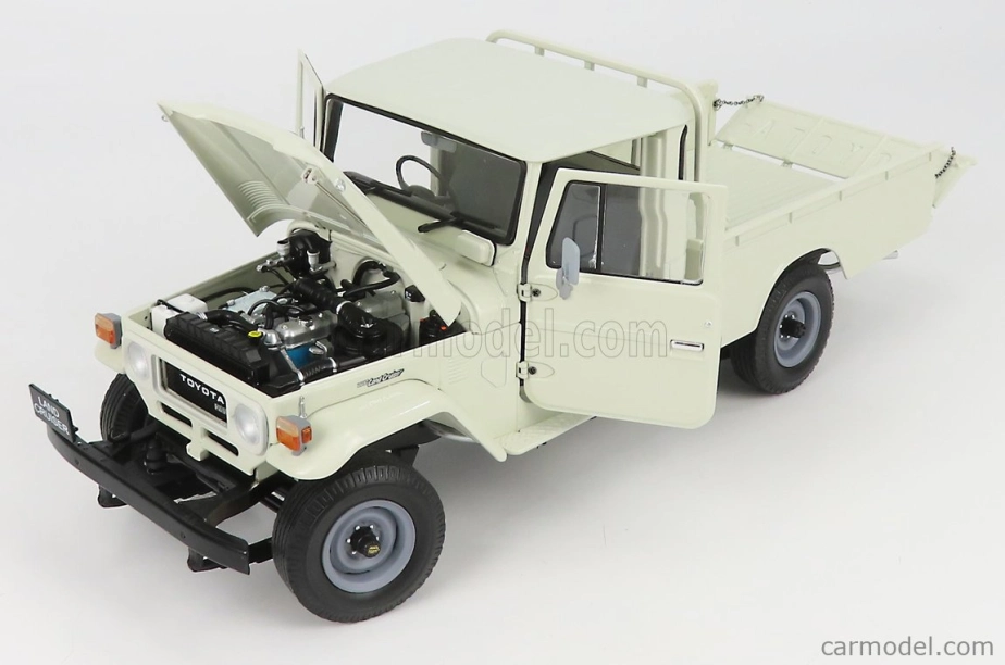 Kyosho Toyota Land Cruiser 40 4x4 Pick-up 1980 1:18 Biela