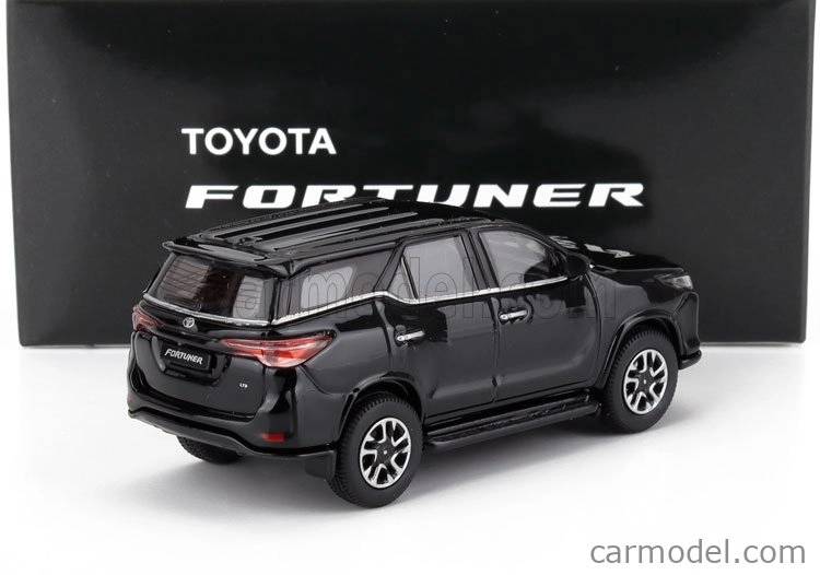 Paragon-models Toyota Fortuner Lhd 2024 1:64 čierna