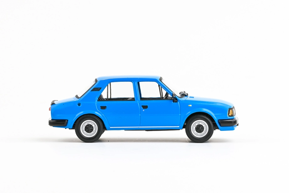 Abrex Škoda 120L (1984) 1:43 - Modrá Abrex