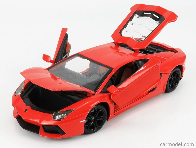 Bburago Plus Lamborghini Aventador LP 700-4 1:18 oranžová metalíza