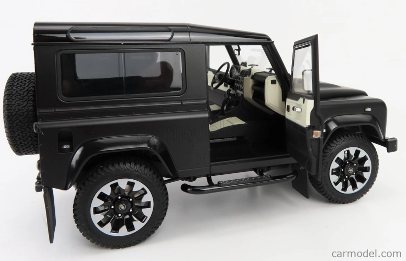 Lcd-model Land rover Defender 90 Works V8 70th Edition 2018 1:18 Matt Black