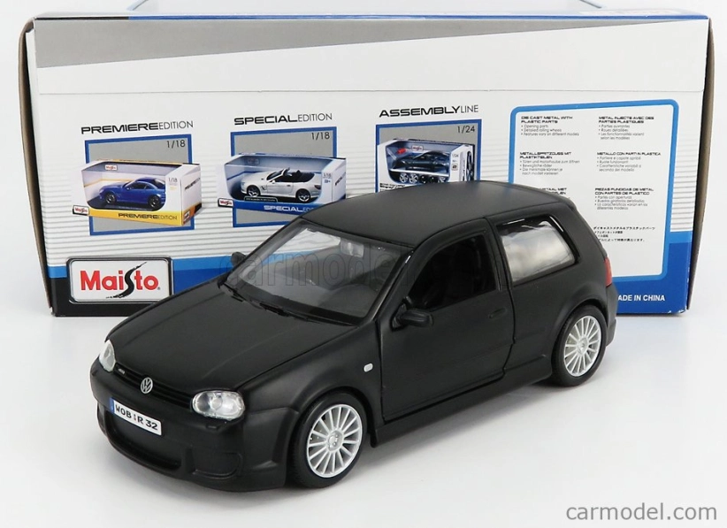 Maisto Volkswagen Golf R32 2002 1:24 Black