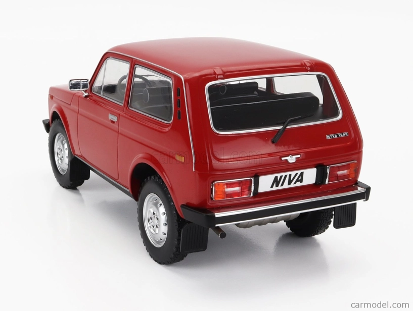 Mcg Lada Niva 1976 1:18 červená