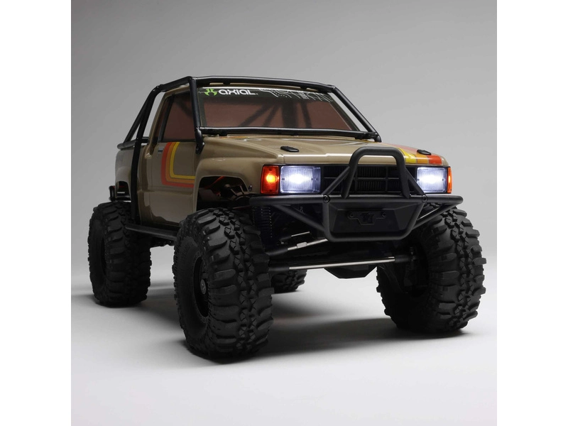 Axial SCX10 III Toyota SR5 1987 1:10 4WD RTR červený