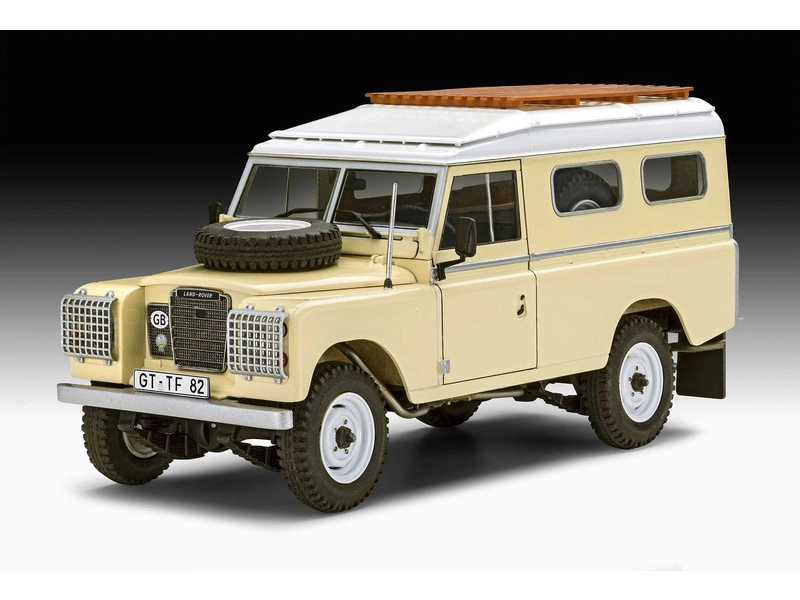 Revell Land Rover Series III LWB Commercial (1:24) (súprava)