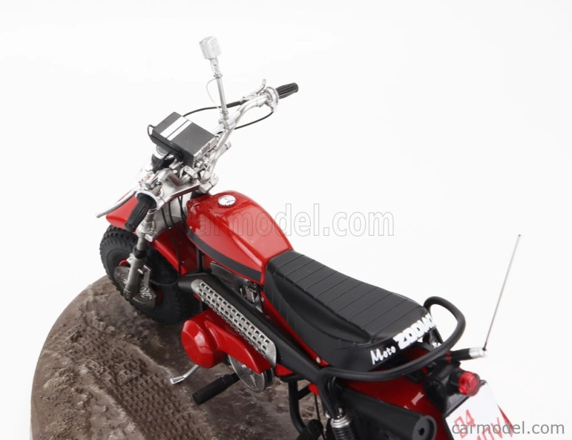 Clc-models Motozodiaco Tuareg 1972 With Bud Spencer Action Figure - From Movie - Altrimenti Ci Arrabbiamo - Tv Series - - Motorcycle 1:12 Red