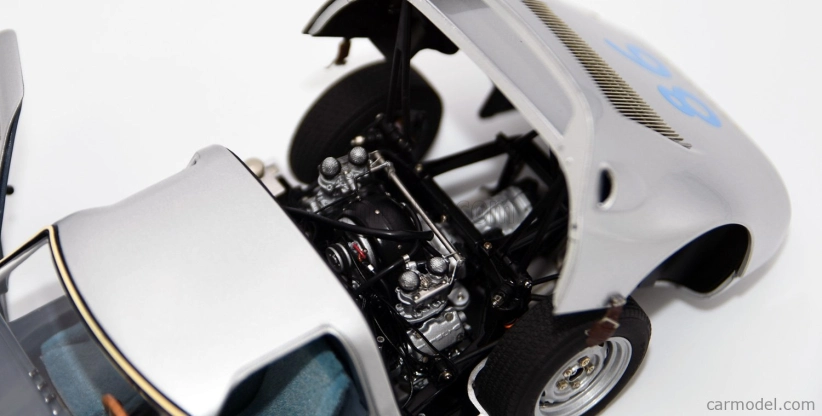Cmc Porsche 904 Carrera Gts Ch.904-005 N 86 Winner Targa Florio 1964 Colin Davis - Antonio Pucci 1:18 Silver