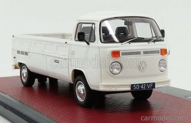 Modely v mierke Matrix Volkswagen T2 Kemperink Special Pick-up Lwb 1976 1:43 Biela
