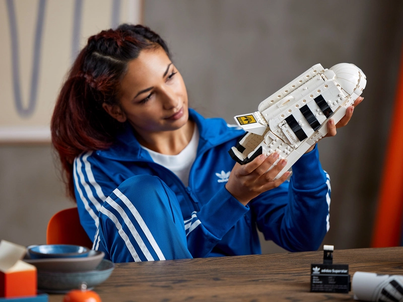 Ikony LEGO - adidas Originals Superstar