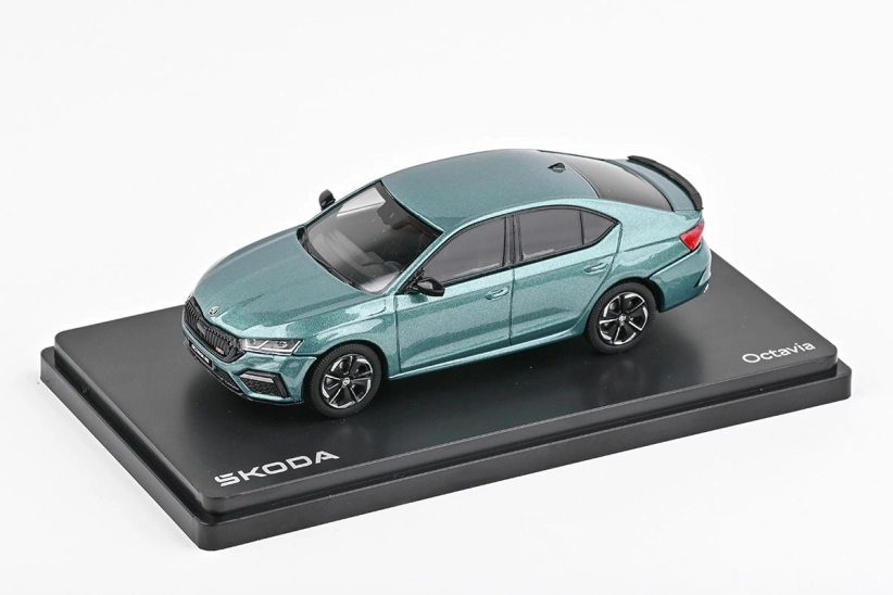 Abrex Škoda Octavia IV RS (2020) 1:43 - zelená Water World metalíza