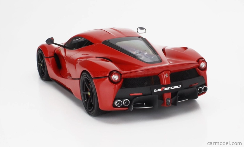 Bbr-models Ferrari Laferrari 2013 - Čierne disky 1:18 Rosso Corsa Red
