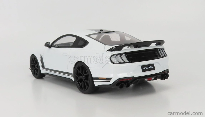 Gt-spirit Ford usa Mustang Coupe 5.0 R-spec Rhd 2020 1:18 White Black