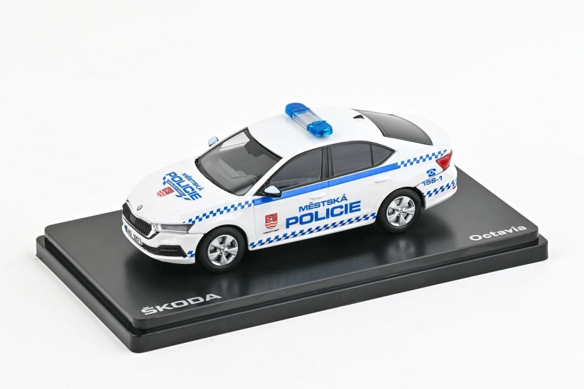 Abrex Škoda Octavia IV (2020) 1:43 - MP Karlove Vary